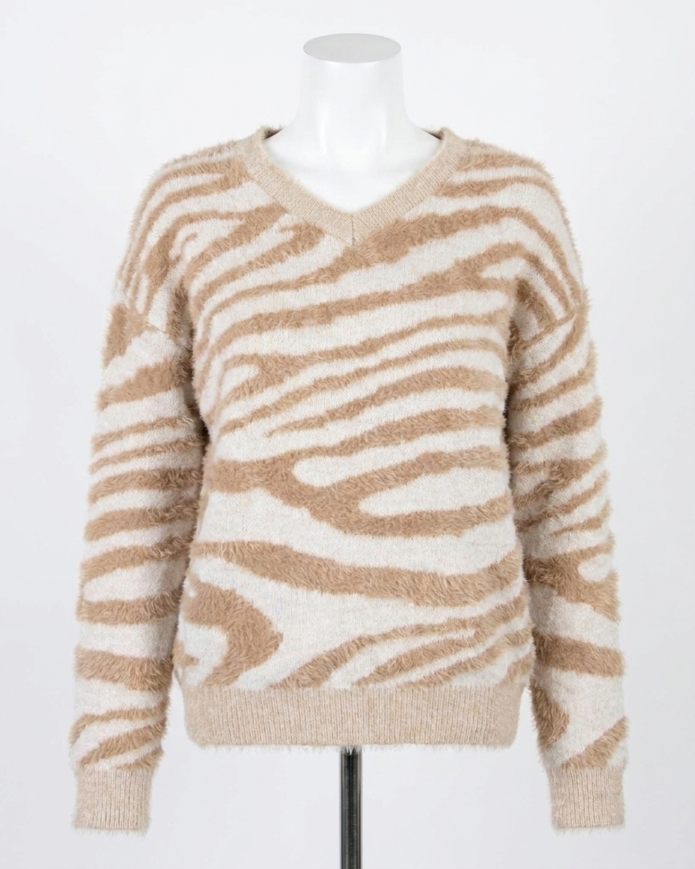 NEW GRACE AND LACE safari sweater in ivory/tan